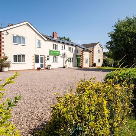 Bridleways Guesthouse & Holiday Homes Мансфилд Экстерьер фото
