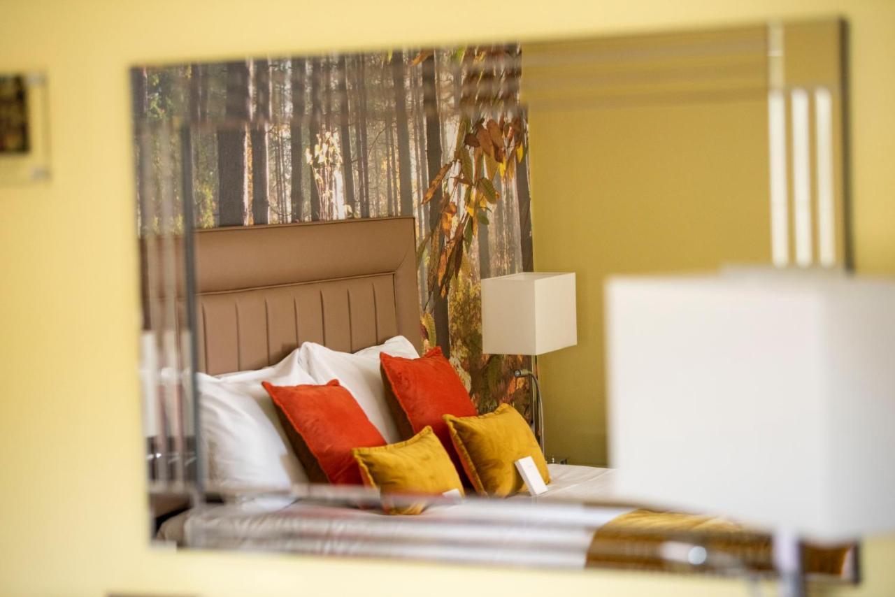 Bridleways Guesthouse & Holiday Homes Мансфилд Экстерьер фото
