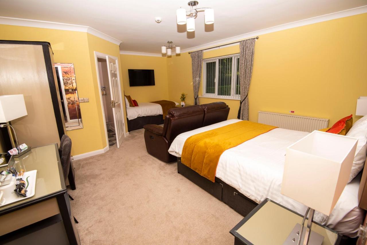 Bridleways Guesthouse & Holiday Homes Мансфилд Экстерьер фото